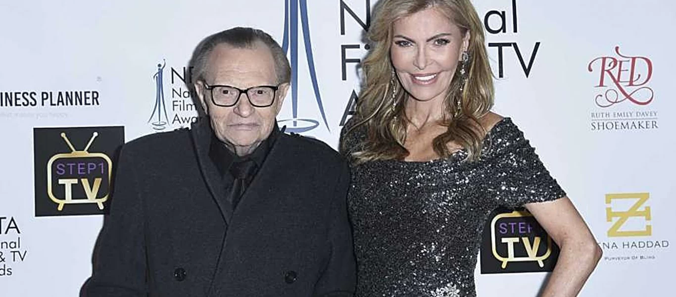 Με καμία δε στεριώνει: 7ο διαζύγιο για τον Λάρι Κινγκ! Εχει ακόμα... 85 ετών είναι!